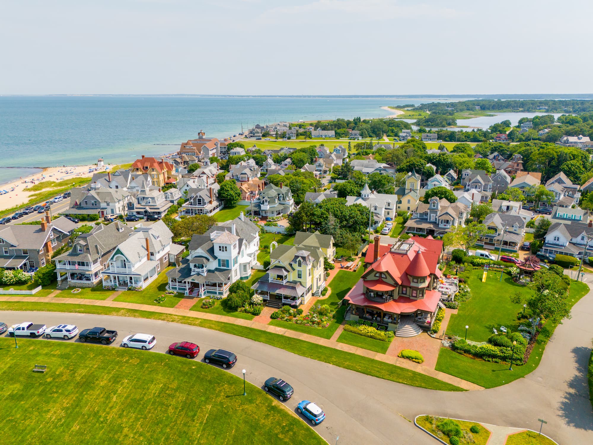 AdobeStock_910505809_Oaks Bluff Marthas Vineyard